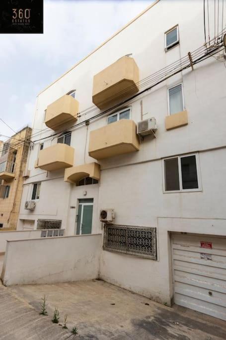 Modern 2Br Apt In The Quaint Village Of Marsaskala & Ac By 360 Estates Exterior photo