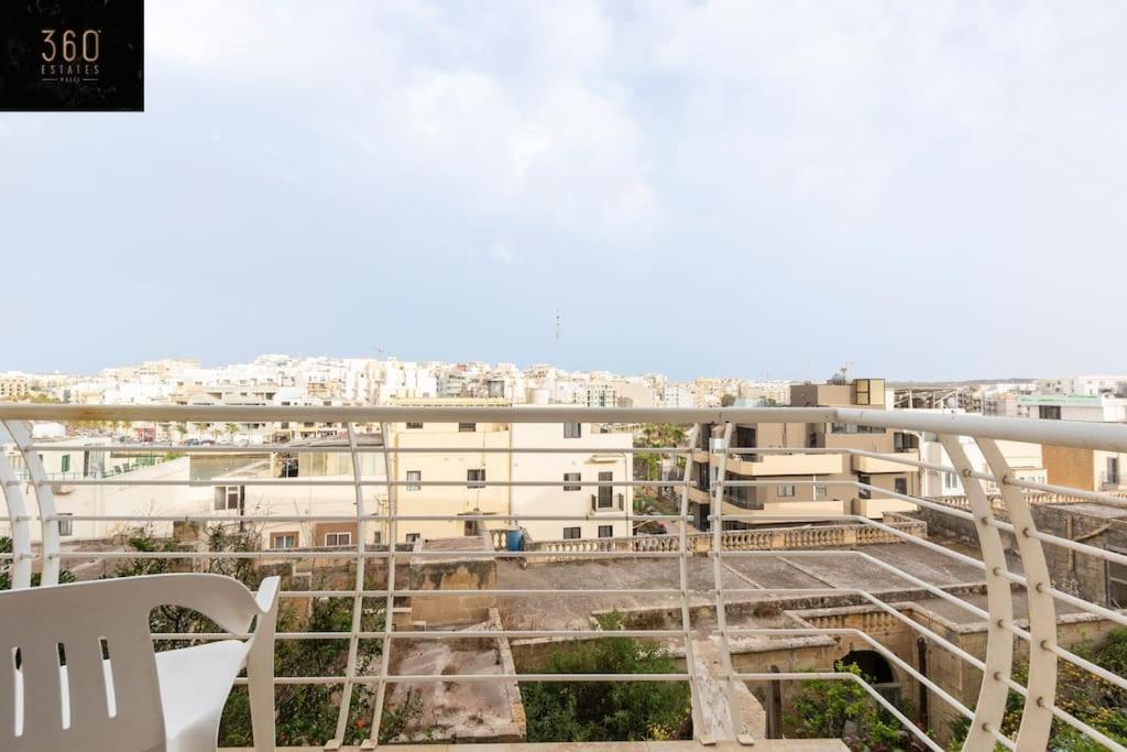 Modern 2Br Apt In The Quaint Village Of Marsaskala & Ac By 360 Estates Exterior photo